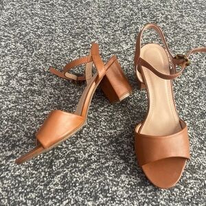 Women's Tan Block Heel Sandals - Classic Open Toe Ankle Strap